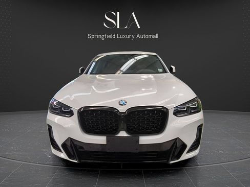 Used 2024 BMW X4 xDrive30i w/ Premium Package AWD/4WD image 2
