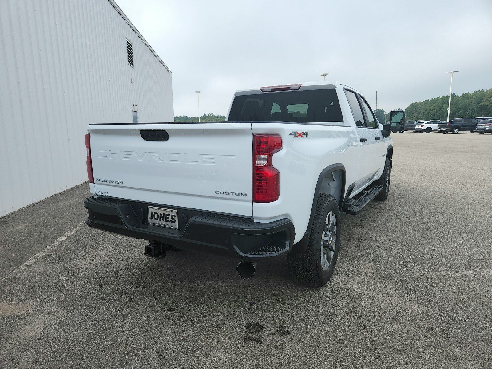 New 2026 Chevrolet Silverado 2500 Custom w/ Custom Value Package AWD/4WD image 8