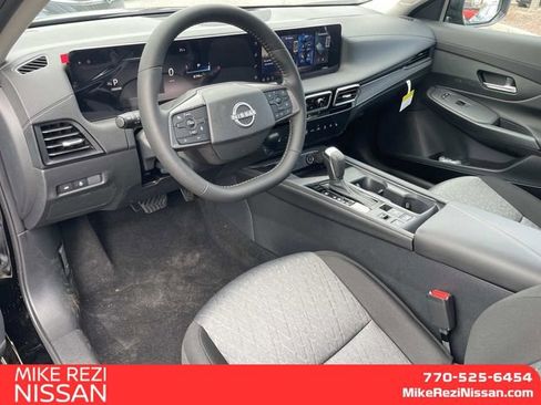 New 2026 Nissan Sentra SV w/ SV Convenience Package FWD image 9