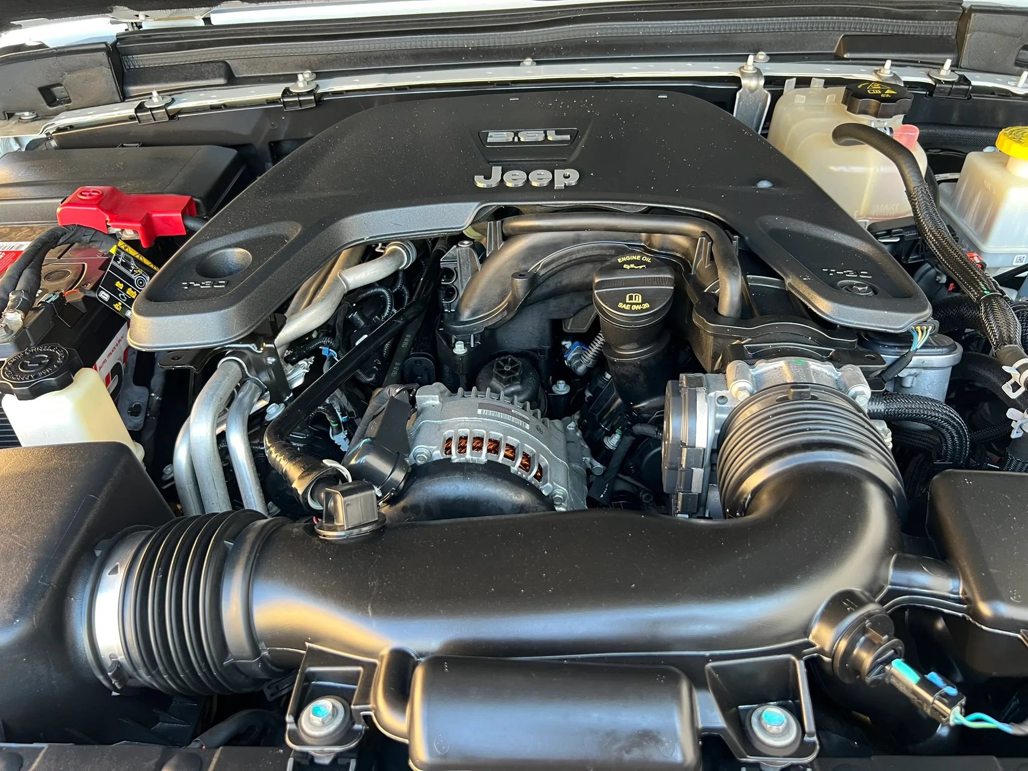 Used 2020 Jeep Gladiator Sport w/ Quick Order Package 24S AWD/4WD image 32