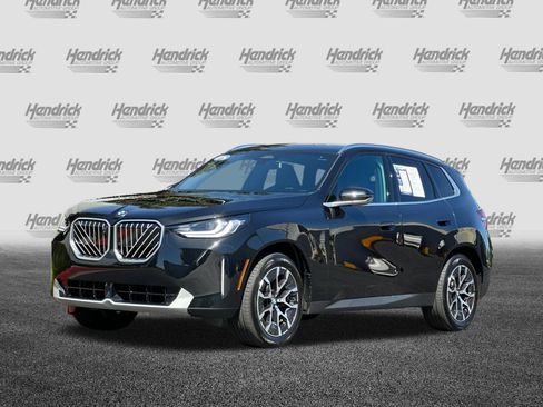 Used 2025 BMW X3 xDrive30i w/ Premium Package image 9