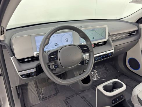 Used 2023 Hyundai Ioniq 5 SEL image 12