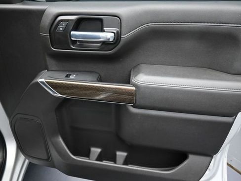 Used 2022 Chevrolet Silverado 1500 LT image 38