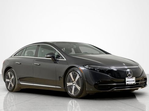 Used 2022 Mercedes-Benz EQS 450+ Sedan image 7