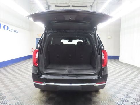 Used 2026 GMC Yukon Elevation AWD/4WD image 39