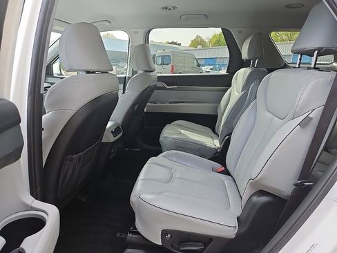 Used 2025 Hyundai Palisade SEL AWD/4WD image 12
