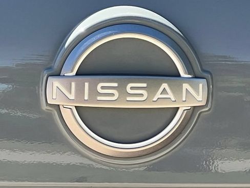 Used 2024 Nissan Rogue SL AWD/4WD image 48