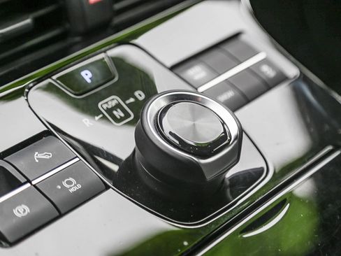 Used 2023 Toyota bZ4X XLE image 19