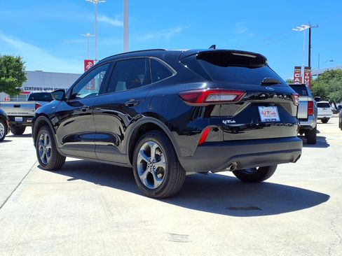 Used 2025 Ford Escape ST-Line AWD/4WD image 7