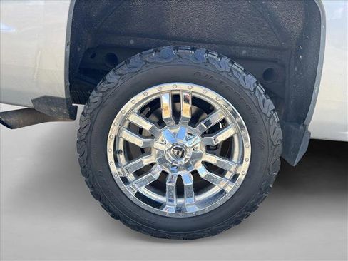 Used 2016 Chevrolet Silverado 1500 LTZ Z71 w/ LTZ Plus Package image 24