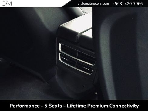 Used 2013 Tesla Model S Performance RWD image 26