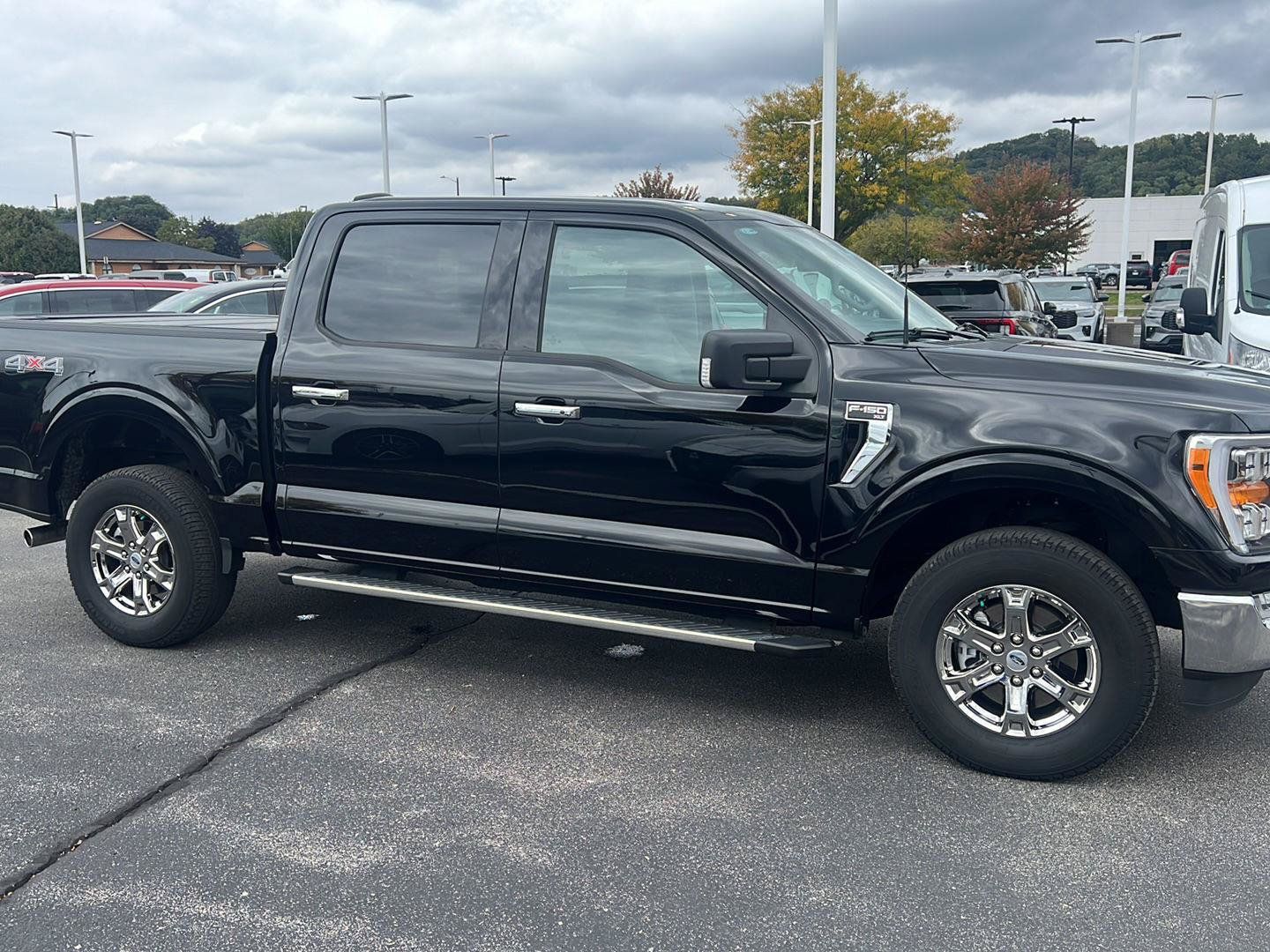 Used 2023 Ford F150 XLT w/ Equipment Group 302A High AWD/4WD image 3