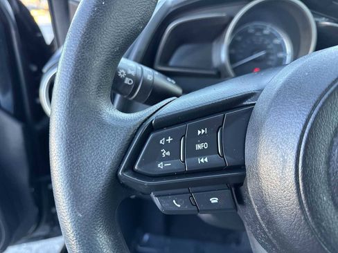 Used 2019 Toyota Yaris LE image 22