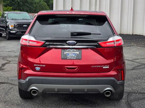 Used 2019 Ford Edge Titanium FWD image 24
