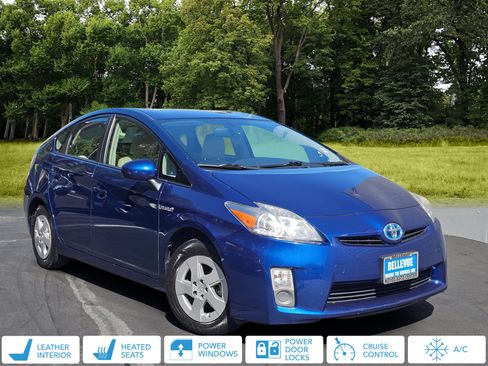 Used 2010 Toyota Prius Five FWD image 1