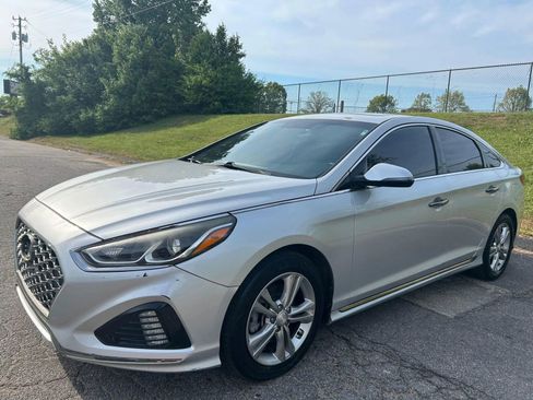 Used 2018 Hyundai Sonata Sport FWD image 2