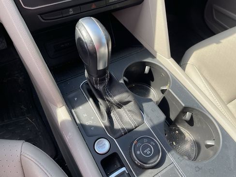 Used 2023 Volkswagen Atlas SE image 15