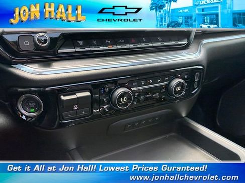 Used 2025 Chevrolet Silverado 2500 High Country w/ High Country Premium Package AWD/4WD image 28