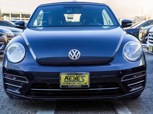 Used 2018 Volkswagen Beetle 2.0T S image 2
