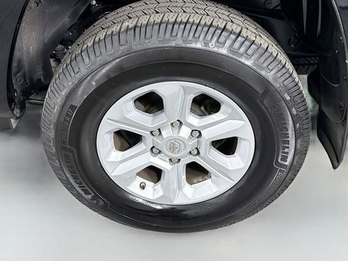 Certified 2021 Toyota 4Runner SR5 image 30