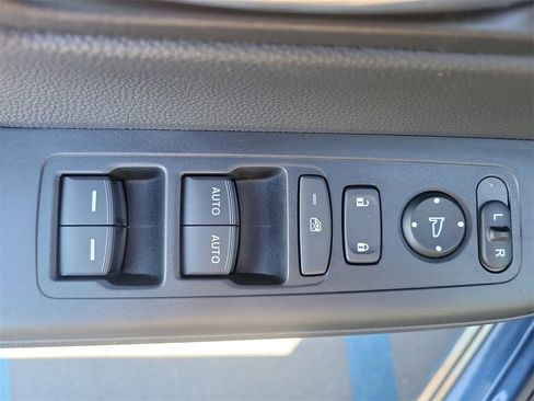 Certified 2025 Honda CR-V EX image 19