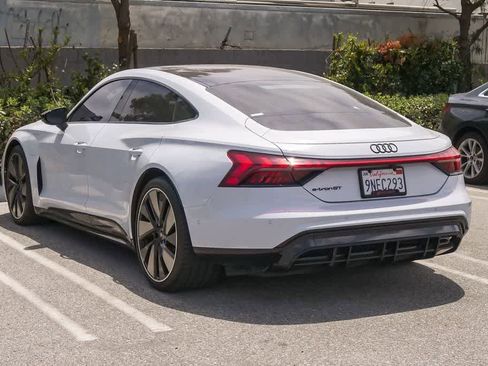 Used 2024 Audi e-tron GT Prestige w/ Prestige Package AWD/4WD image 8