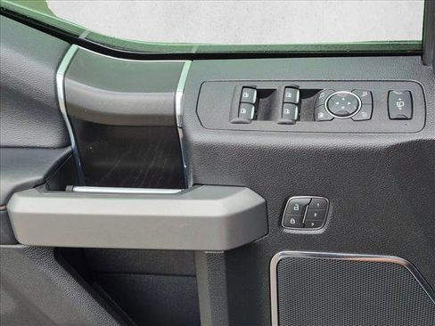 Used 2019 Ford F250 Platinum w/ Platinum Ultimate Package AWD/4WD image 6