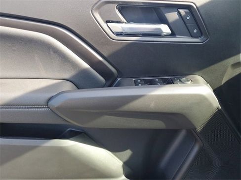 New 2025 GMC Canyon Elevation w/ Convenience Package image 18