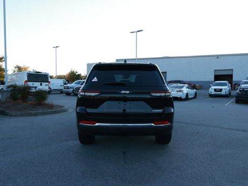 New 2025 Jeep Grand Cherokee Laredo X w/ Trailer Tow Package image 7