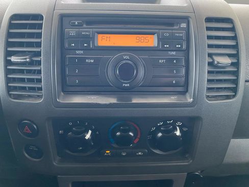 Used 2009 Nissan Pathfinder S RWD image 8