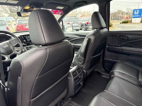 Used 2023 Honda Passport EX-L image 22