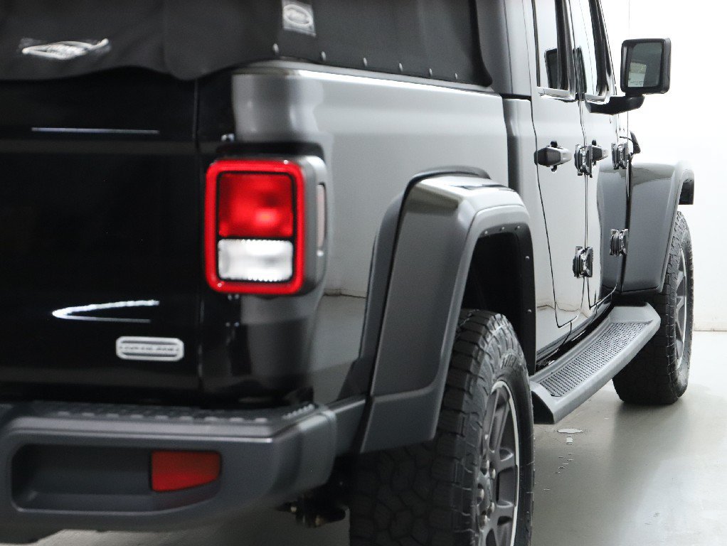 Used 2022 Jeep Gladiator Overland w/ Trailer Tow Package AWD/4WD image 45