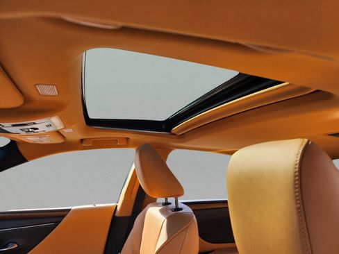 New 2025 Lexus ES 350 w/ Premium Package image 12