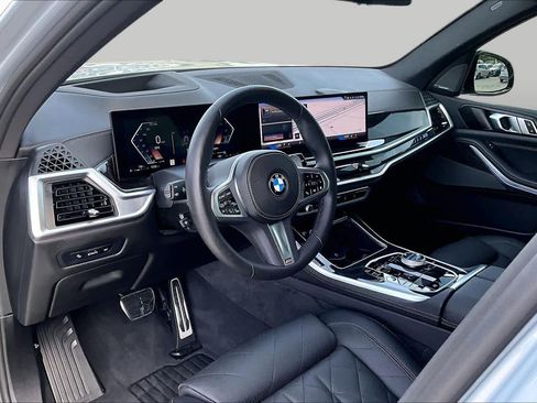 Used 2025 BMW X5 sDrive40i w/ Executive Package RWD image 16