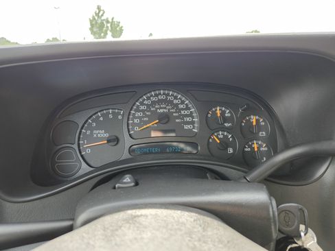 Used 2005 Chevrolet Silverado 1500 LS w/ Safe And Sound Package RWD image 26