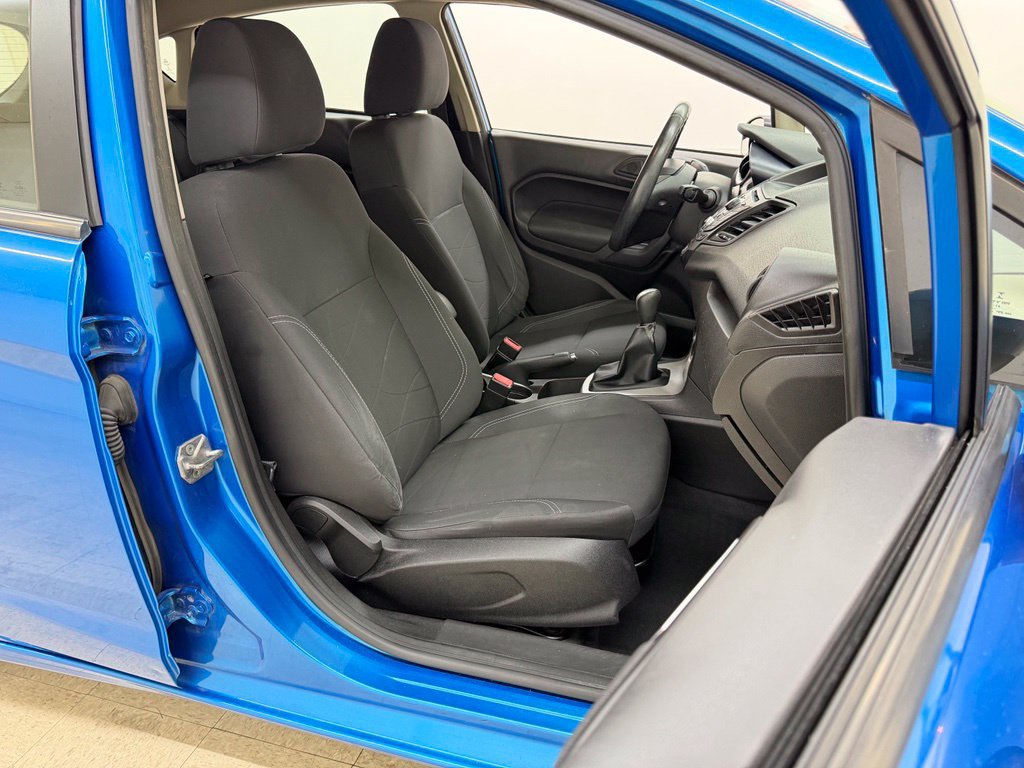 Used 2015 Ford Fiesta SE FWD image 11