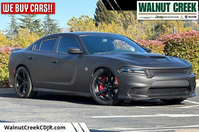 Used 2018 Dodge Charger SRT Hellcat RWD image 1