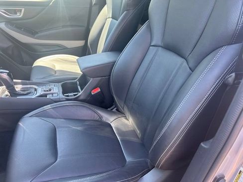 Used 2023 Subaru Forester Limited AWD/4WD image 9