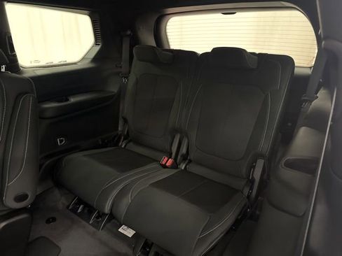 New 2025 Jeep Grand Cherokee L Laredo image 7