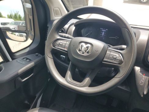 Used 2023 RAM ProMaster 2500 FWD image 7