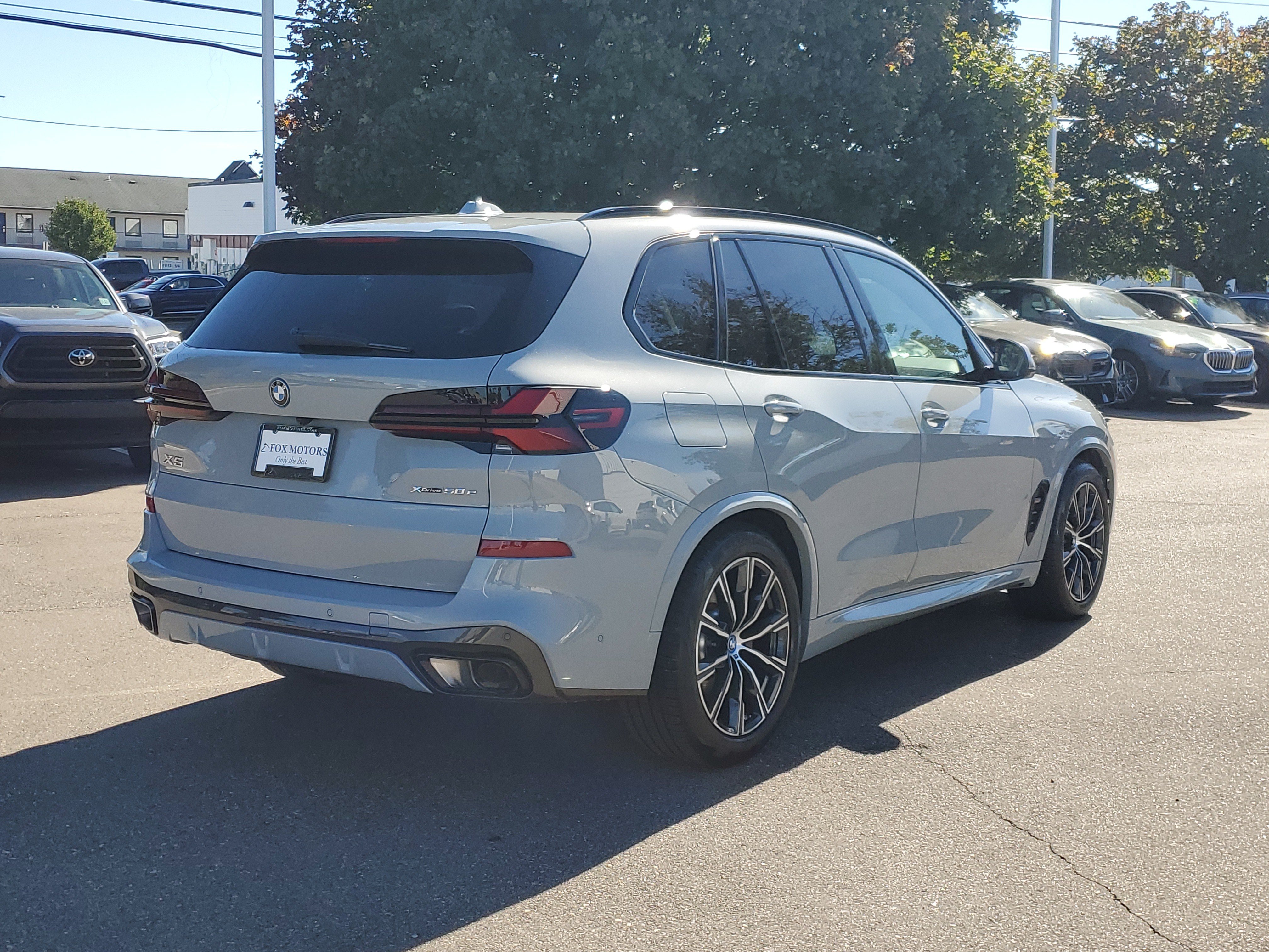 Certified 2024 BMW X5 xDrive50e w/ M Sport Package AWD/4WD image 5
