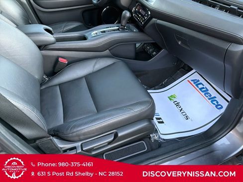 Used 2018 Honda HR-V EX-L image 36