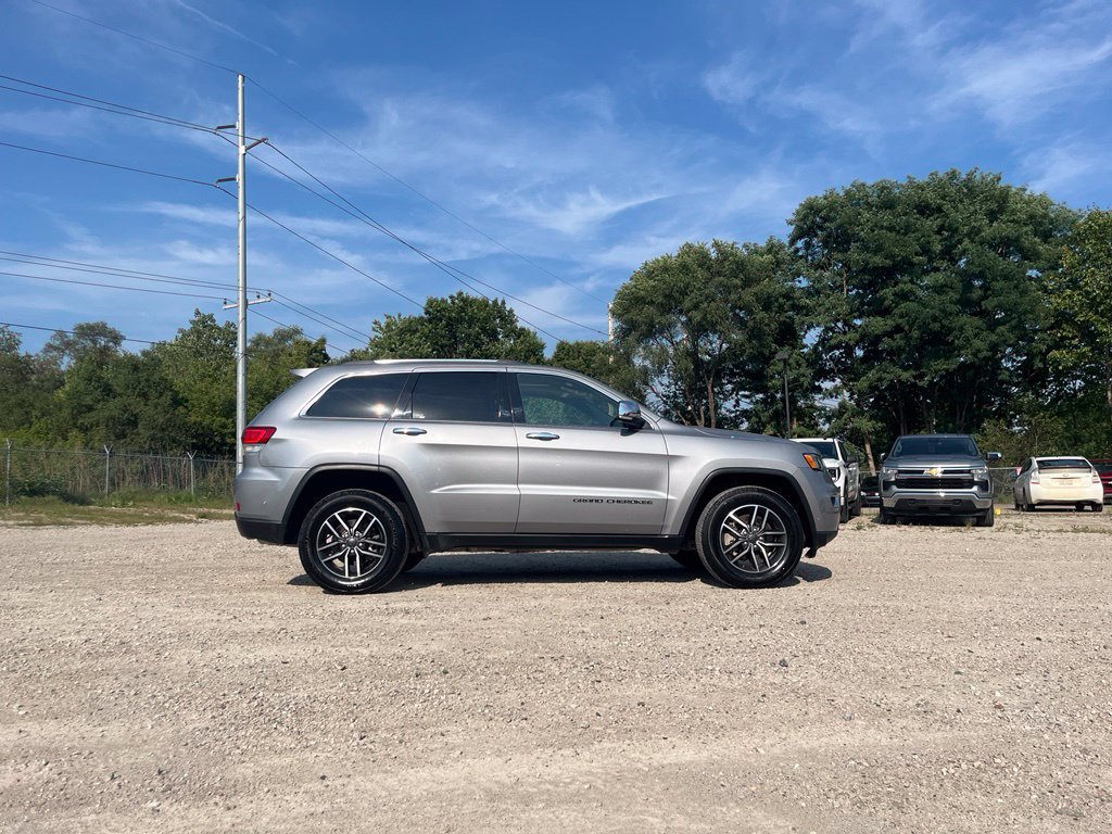 Used 2021 Jeep Grand Cherokee Limited AWD/4WD image 6