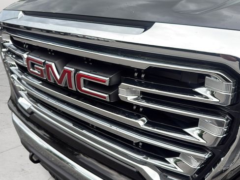 Used 2019 GMC Sierra 1500 SLE w/ SLE Value Package AWD/4WD image 23