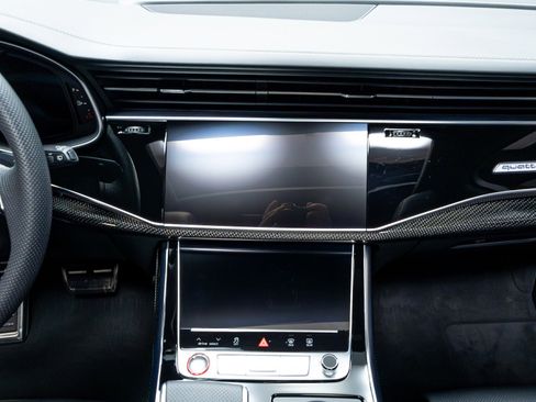 Used 2023 Audi SQ7 Prestige image 36