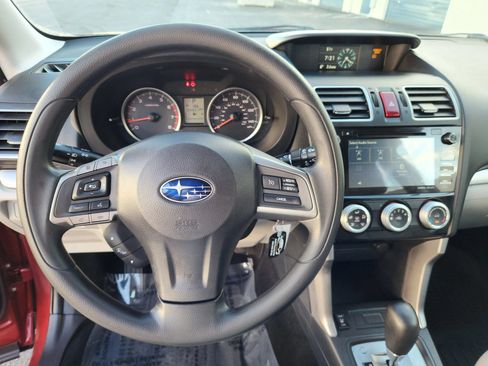 Used 2016 Subaru Forester 2.5i Premium w/ All-Weather Package AWD/4WD image 10