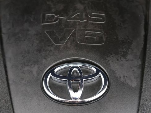 Used 2022 Toyota Highlander Limited image 12