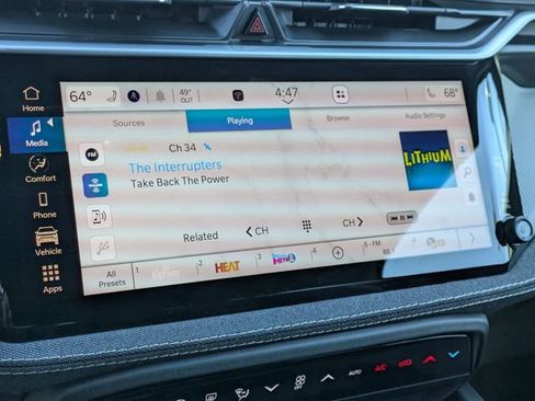 New 2026 Jeep Cherokee Laredo AWD/4WD image 17