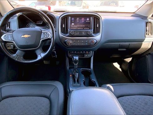 Used 2022 Chevrolet Colorado Z71 image 16