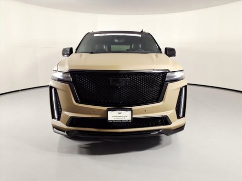 Used 2023 Cadillac Escalade ESV V image 27